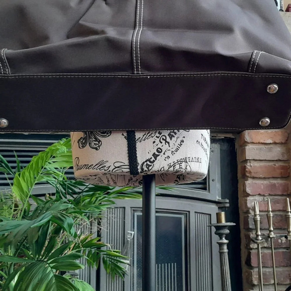 Chocolate Brown Shoulder Bag - Picture 7 of 10